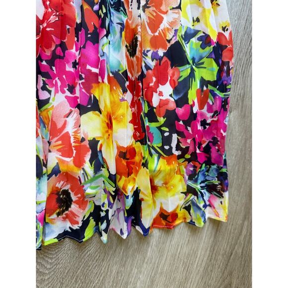 Lauren Ralph Lauren Floral Sleeveless, Dress, Women's size 6 Colorful Pleated - Picture 7 of 9